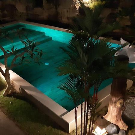 Appartamento Devata Giri Uluwatu Esterno foto